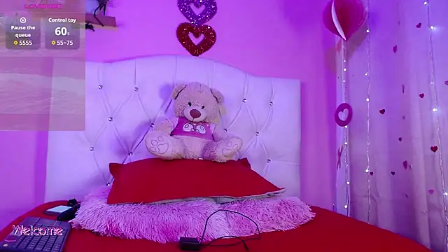 HECATE 23 online show from 16, 4, 2026