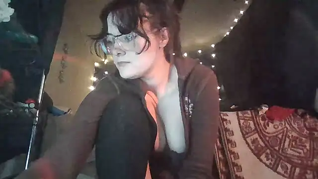 Snapshot of EyaDivine1 chatting on 19, 1, 2025 EyaDivine1 online show from 19, 1, 2025