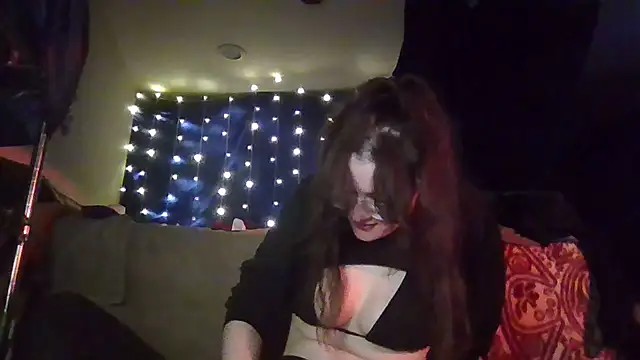 Snapshot of EyaDivine1 chatting on 25, 10, 2025 EyaDivine1 online show from 25, 10, 2025