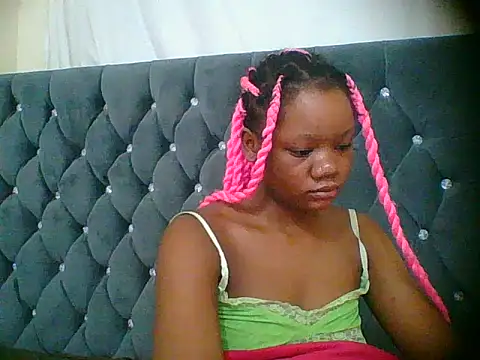 Snapshot of HotJeylee chatting on 15, 12, 2025 HotJeylee online show from 15, 12, 2025