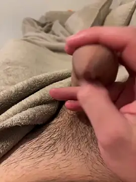 Snapshot of fuckitzer chatting on 4, 12, 2025 fuckitzer online show from 4, 12, 2025