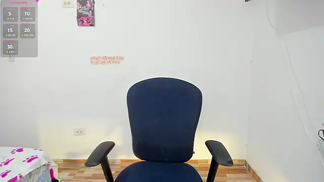 Snapshot of misskimaa2 chatting on 5, 10, 2025 misskimaa2 online show from 5, 10, 2025