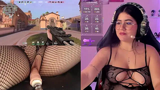 Snapshot of DanielaHang chatting on 29, 1, 2025 DanielaHang online show from 29, 1, 2025