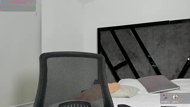 CamilaPreston online show from 15, 4, 2026