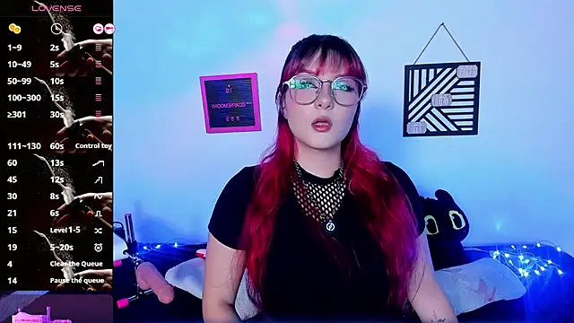 Dafne Moon online show from 19, 7, 2026