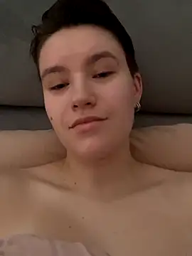 Snapshot of JessieFlower chatting on 20, 11, 2025 JessieFlower online show from 20, 11, 2025