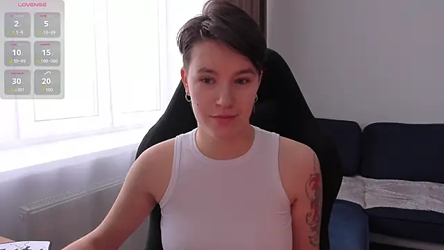 Snapshot of JessieFlower chatting on 19, 12, 2025 JessieFlower online show from 19, 12, 2025