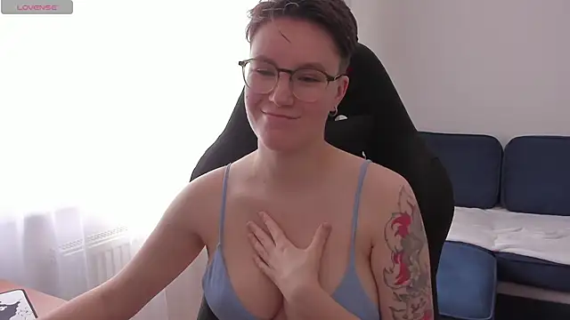 JessieFlower online show from 20, 6, 2026