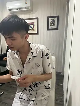 mumuowl online show from 18, 9, 2025