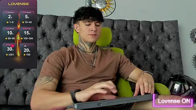 Snapshot of Jeins_carter chatting on 17, 2, 2025 Jeins carter online show from 17, 2, 2025