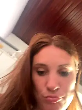 Snapshot of antojazminn chatting on 15, 12, 2025 antojazminn online show from 15, 12, 2025