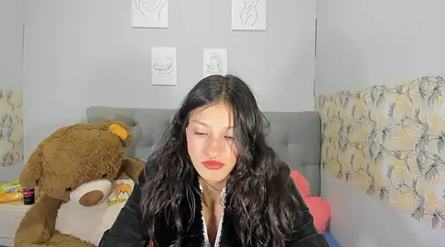 Snapshot of Emma-Wilson chatting on 30, 1, 2025 Emma-Wilson online show from 30, 1, 2025