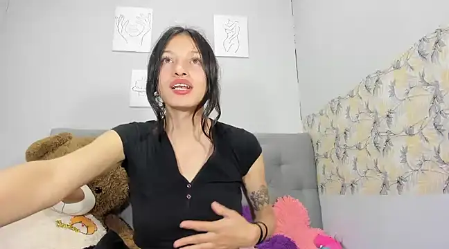 Snapshot of Emma-Wilson chatting on 31, 1, 2025 Emma-Wilson online show from 31, 1, 2025