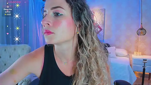 Shantall   online show from 7, 11, 2025