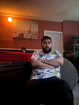 Snapshot of bigdickgio6923 chatting on 21, 11, 2025 bigdickgio6923 online show from 21, 11, 2025