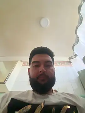 bigdickgio6923 online show from 16, 4, 2026