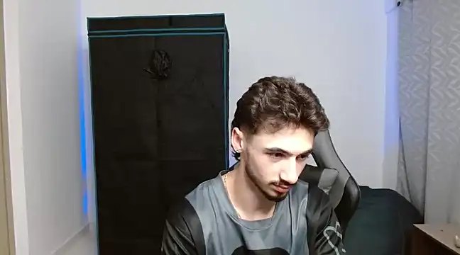 Snapshot of David_Brown18 chatting on 1, 12, 2024 David Brown18 online show from 1, 12, 2024