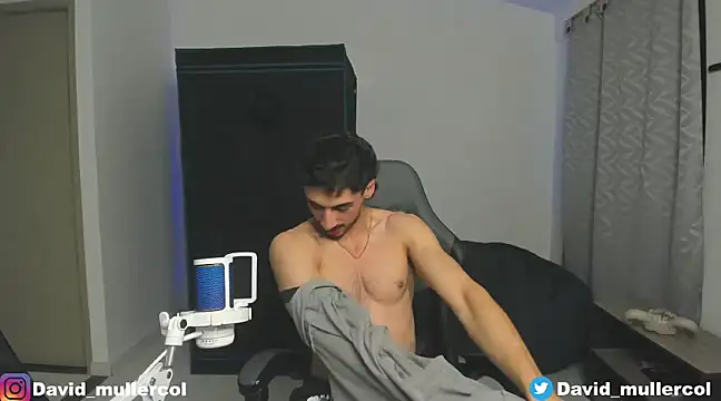 Snapshot of David_Brown18 chatting on 11, 12, 2024 David Brown18 online show from 11, 12, 2024