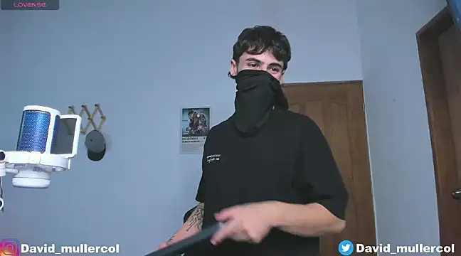 Snapshot of David_Brown18 chatting on 20, 12, 2024 David Brown18 online show from 20, 12, 2024