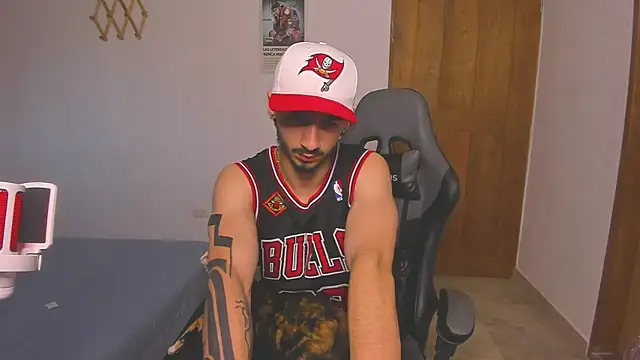 Snapshot of David_Brown18 chatting on 17, 1, 2025 David Brown18 online show from 17, 1, 2025