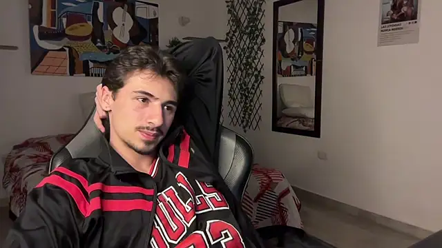 Snapshot of David_Brown18 chatting on 17, 12, 2025 David Brown18 online show from 17, 12, 2025