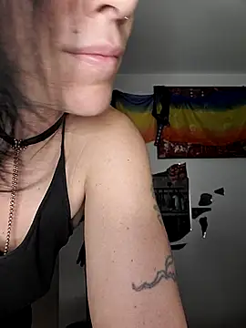 freyamoret online show from 29, 9, 2025