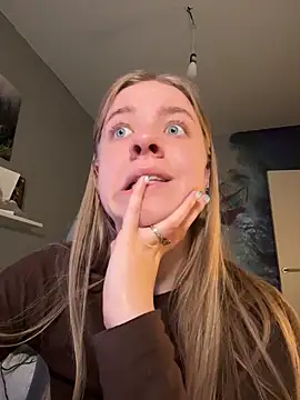 candy maggie online show from 19, 11, 2025