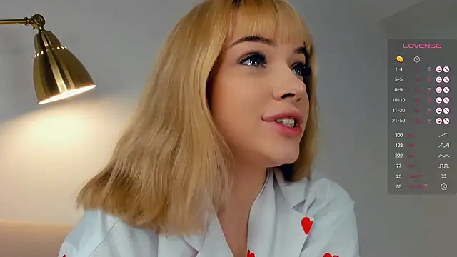 KateDolphin online show from 17, 1, 2025