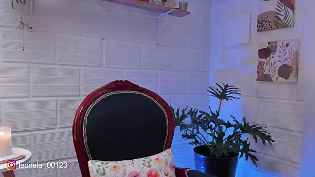 cuddlingbunny online show from 12, 7, 2026