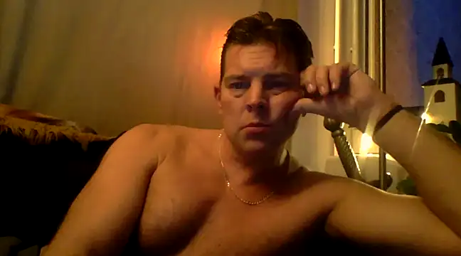 Snapshot of Teddan82 chatting on 14, 12, 2024 Teddan82 online show from 14, 12, 2024