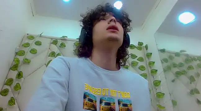 Sr BonnyEthan online show from 15, 2, 2025