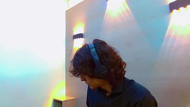 Sr BonnyEthan online show from 10, 9, 2025