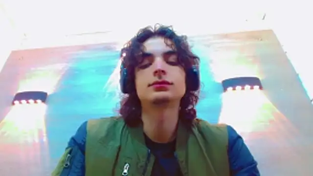 Sr BonnyEthan online show from 4, 11, 2025