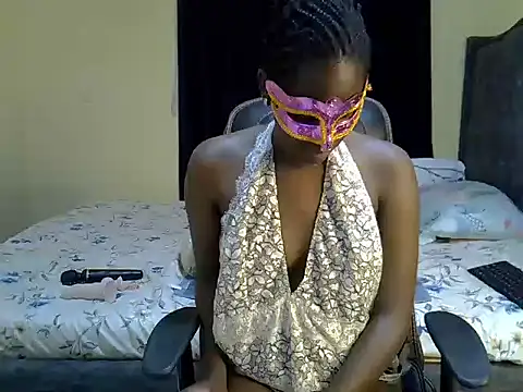 Snapshot of QueenJelly_Sexy chatting on 22, 10, 2025 QueenJelly Sexy online show from 22, 10, 2025