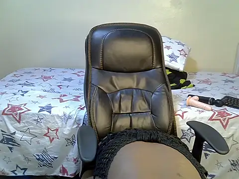 Snapshot of QueenJelly_Sexy chatting on 16, 12, 2025 QueenJelly Sexy online show from 16, 12, 2025