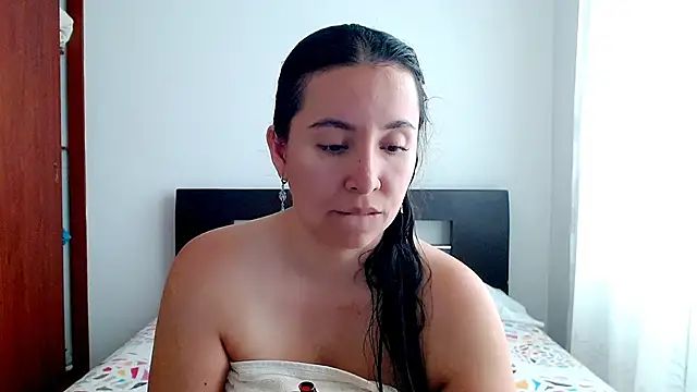 emely sexx20 online show from 2, 10, 2025