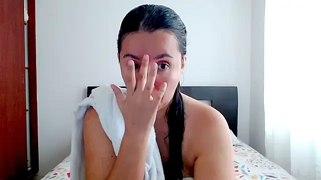 emely sexx20 online show from 7, 10, 2025