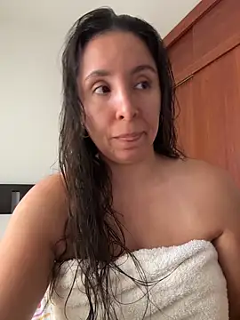 emely sexx20 online show from 18, 5, 2026