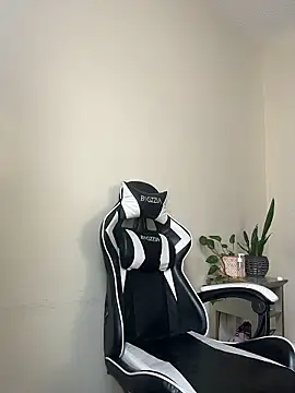 vixenpaisley2 online show from 15, 1, 2026