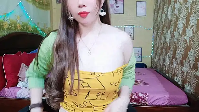 Snapshot of Lanian_99 chatting on 8, 3, 2025 Lanian 99 online show from 8, 3, 2025