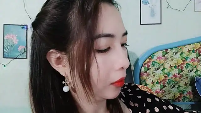 Snapshot of Lanian_99 chatting on 18, 12, 2025 Lanian 99 online show from 18, 12, 2025