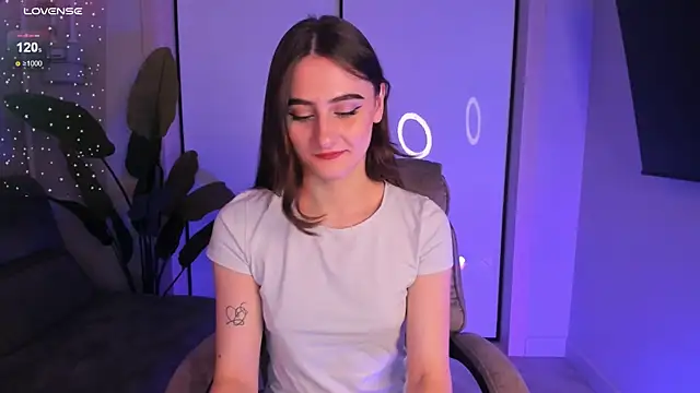 Snapshot of helen_ramsay chatting on 8, 12, 2024 helen ramsay online show from 8, 12, 2024