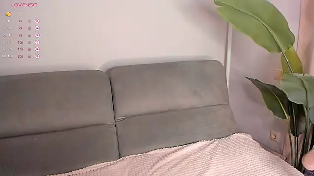 Snapshot of helen_ramsay chatting on 17, 10, 2025 helen ramsay online show from 17, 10, 2025