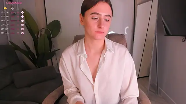 Snapshot of helen_ramsay chatting on 6, 11, 2025 helen ramsay online show from 6, 11, 2025