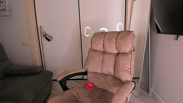 Snapshot of helen_ramsay chatting on 29, 11, 2025 helen ramsay online show from 29, 11, 2025