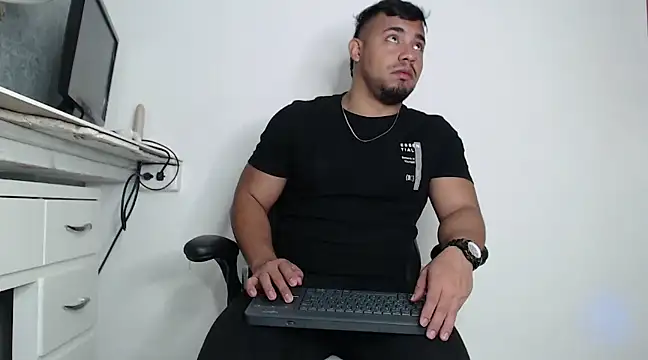 BrianMalonee online show from 17, 2, 2025