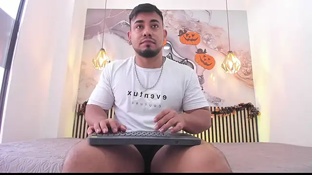 BrianMalonee online show from 1, 11, 2025