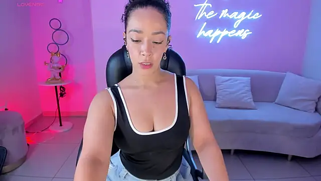 AlessaRomero online show from 5, 2, 2025