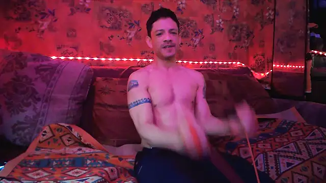 Snapshot of Tony_Torrente chatting on 25, 12, 2024 Tony Torrente online show from 25, 12, 2024