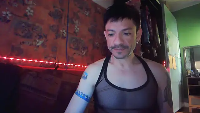 Snapshot of Tony_Torrente chatting on 21, 3, 2025 Tony Torrente online show from 21, 3, 2025